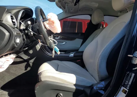 2017 Mercedes-Benz C 300 из США, поврежденный, VIN 55SWF4JB9HU184690